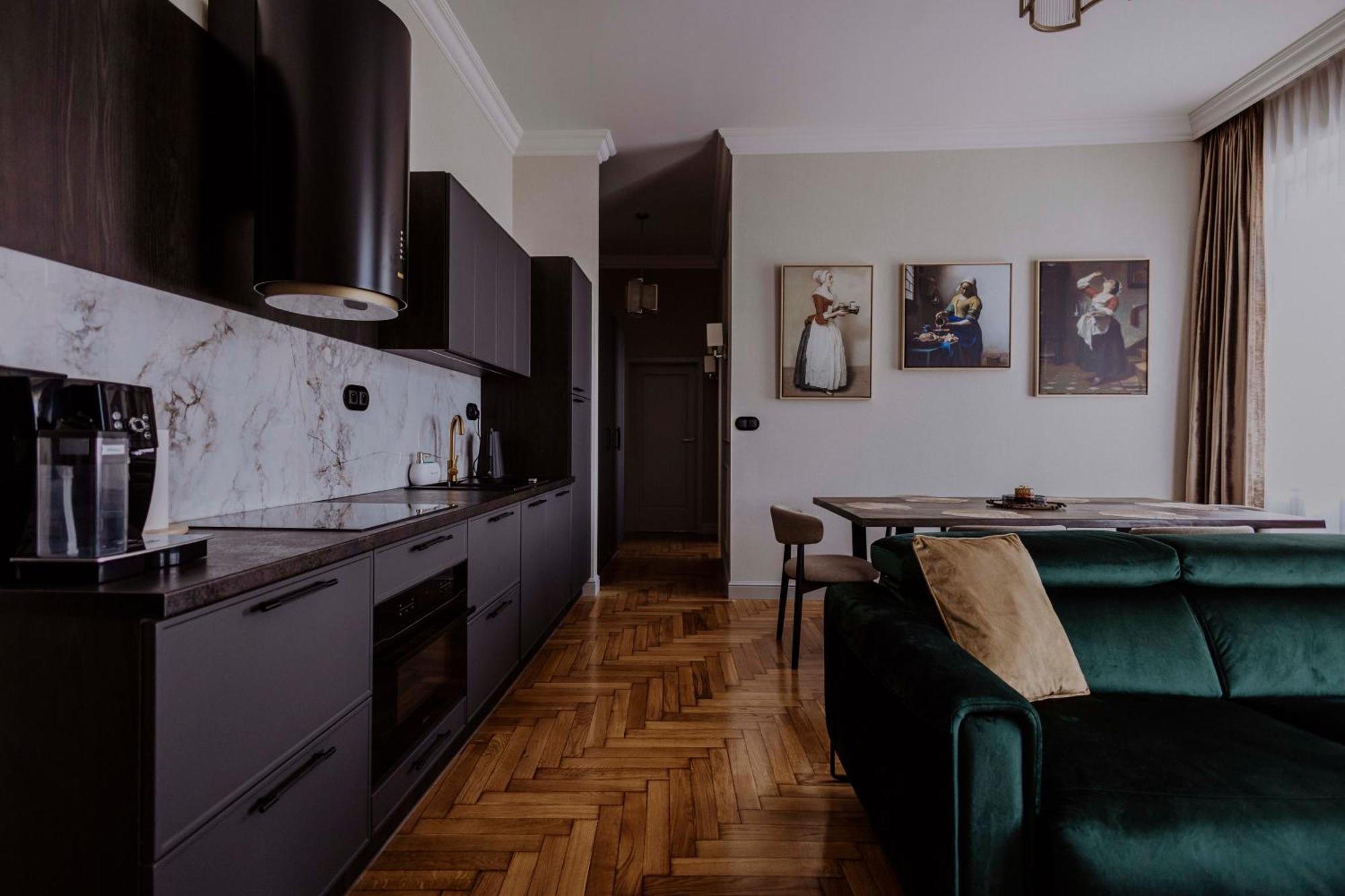 Crown Pearl - Wonderful Apartment, 110Scm, 4 Rooms Krasków Eksteriør bilde