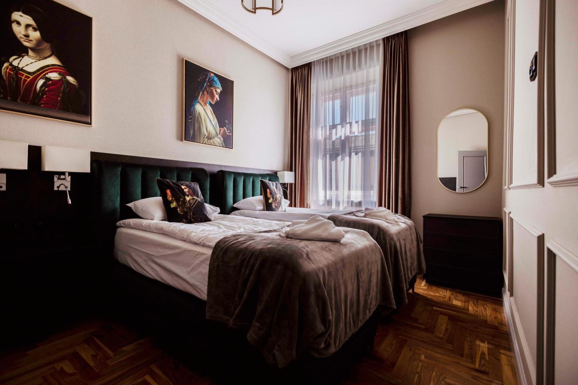 Crown Pearl - Wonderful Apartment, 110Scm, 4 Rooms Krasków Eksteriør bilde