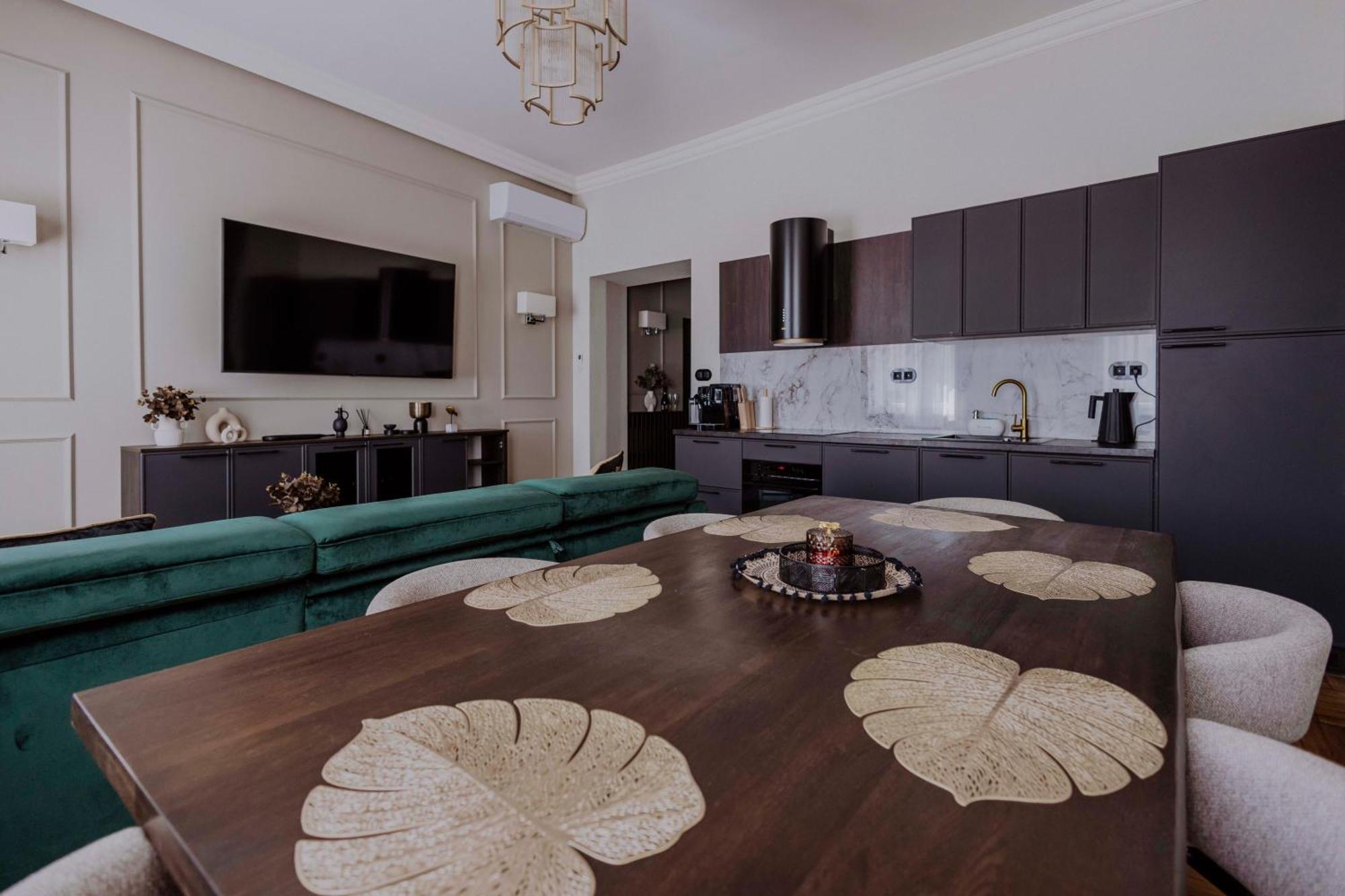 Crown Pearl - Wonderful Apartment, 110Scm, 4 Rooms Krasków Eksteriør bilde