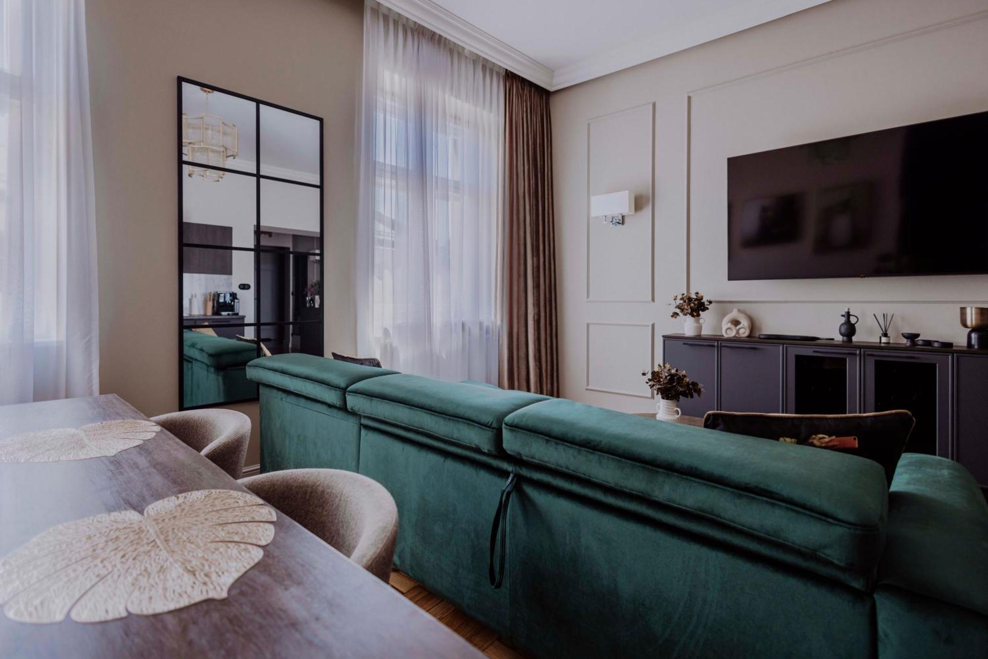 Crown Pearl - Wonderful Apartment, 110Scm, 4 Rooms Krasków Eksteriør bilde