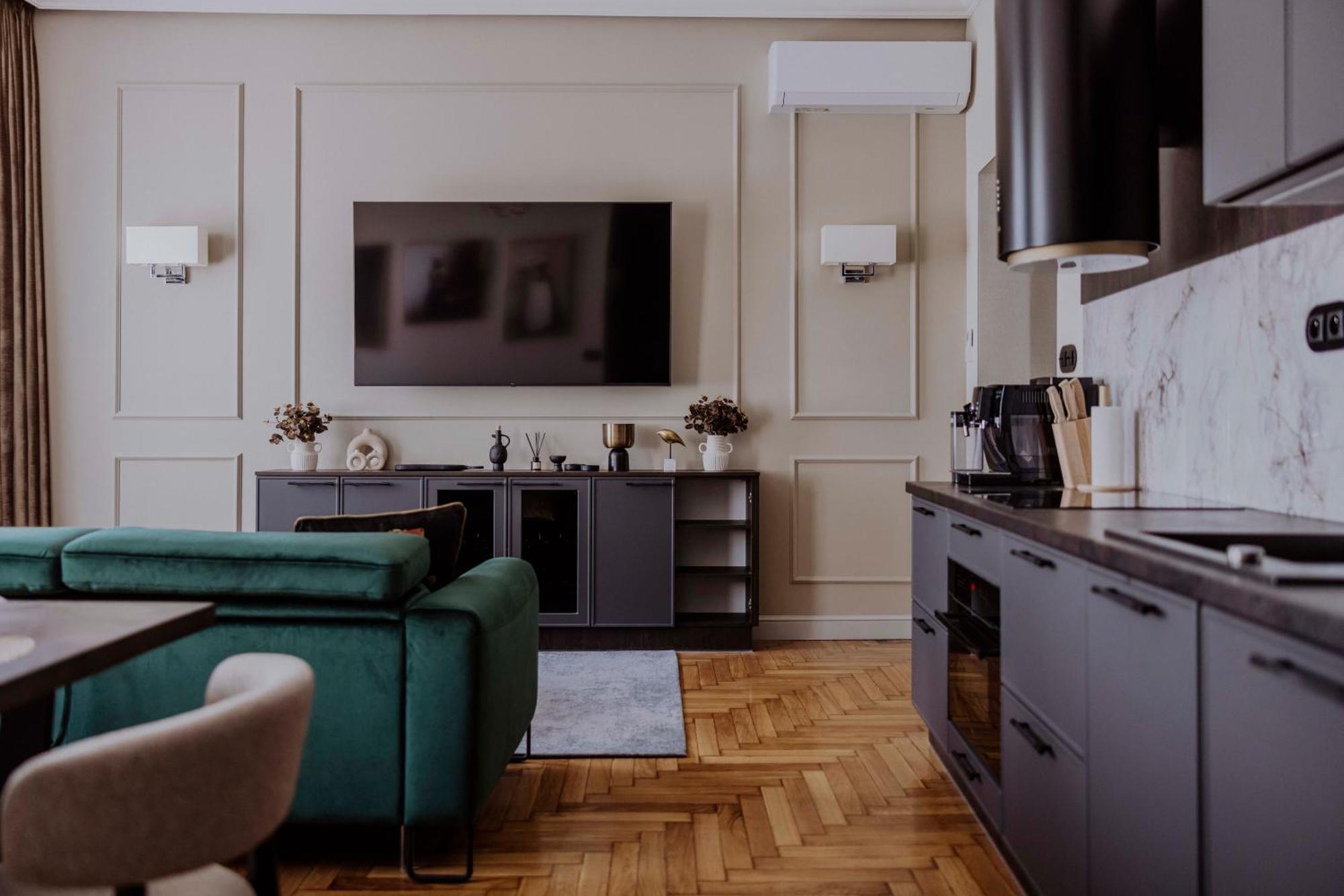 Crown Pearl - Wonderful Apartment, 110Scm, 4 Rooms Krasków Eksteriør bilde
