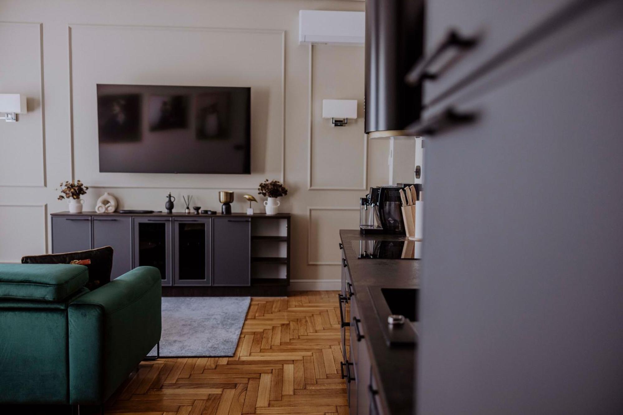 Crown Pearl - Wonderful Apartment, 110Scm, 4 Rooms Krasków Eksteriør bilde